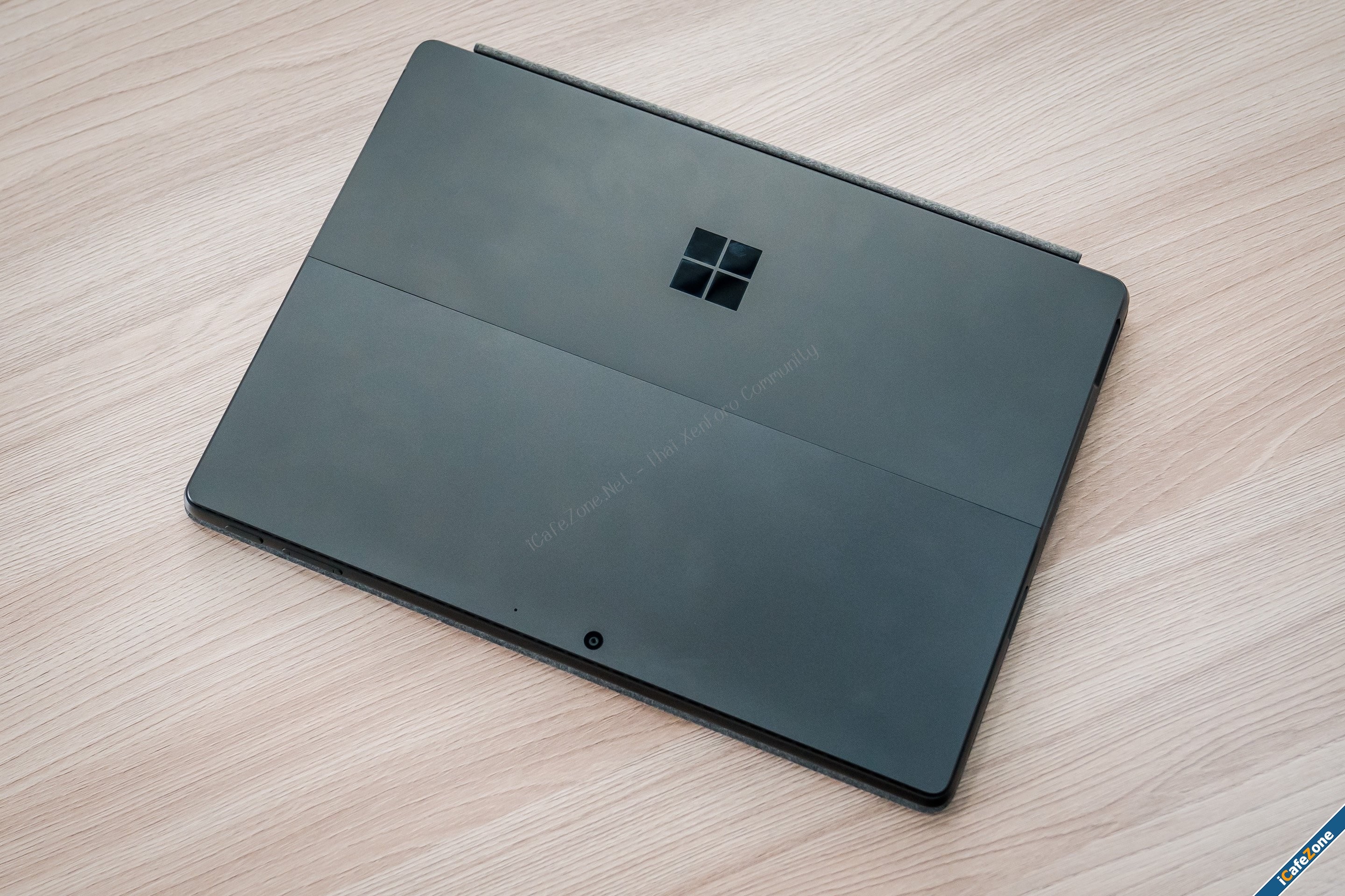 alt=Microsoft Surface Pro 11