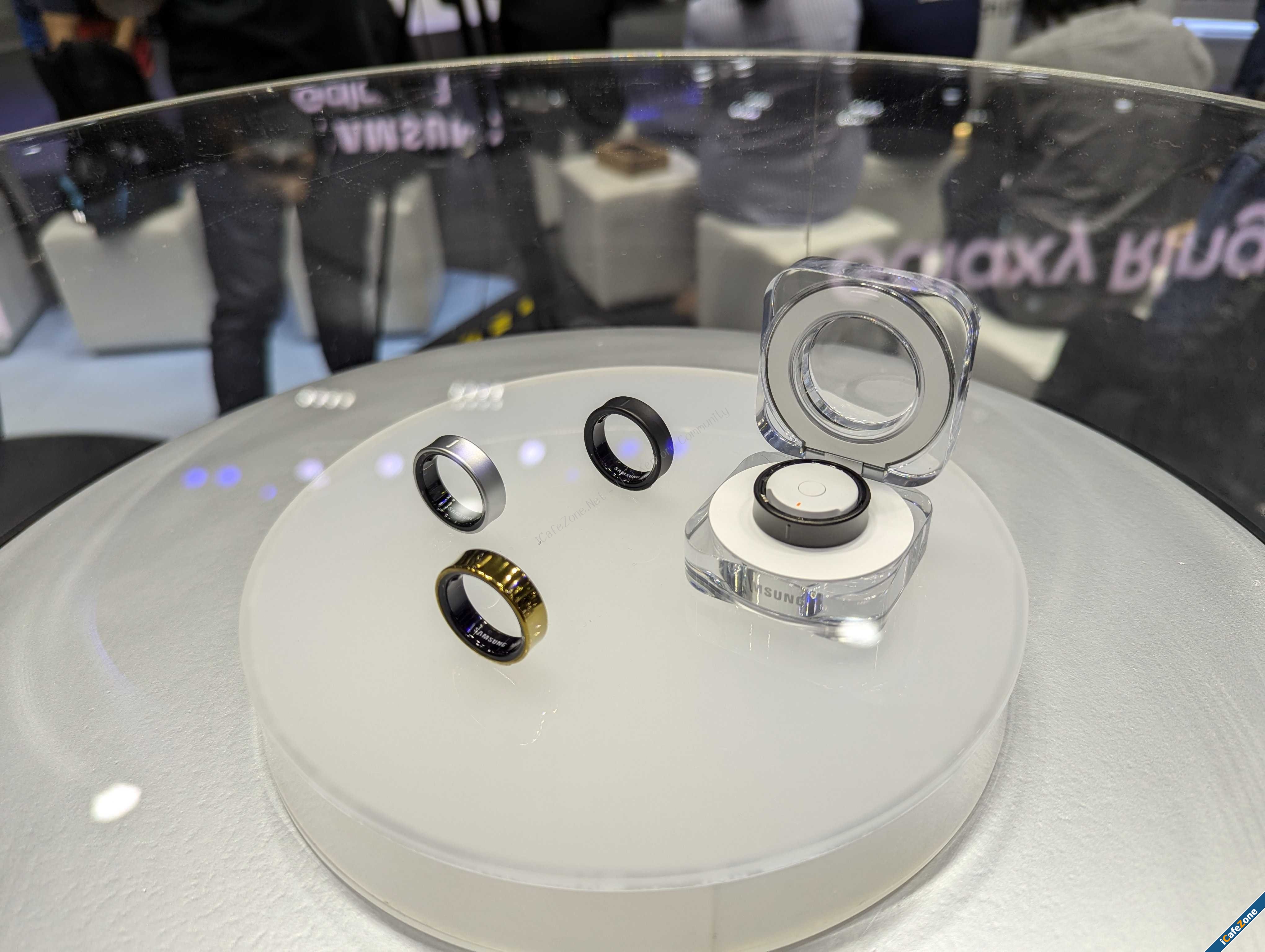 alt=Samsung Galaxy Ring